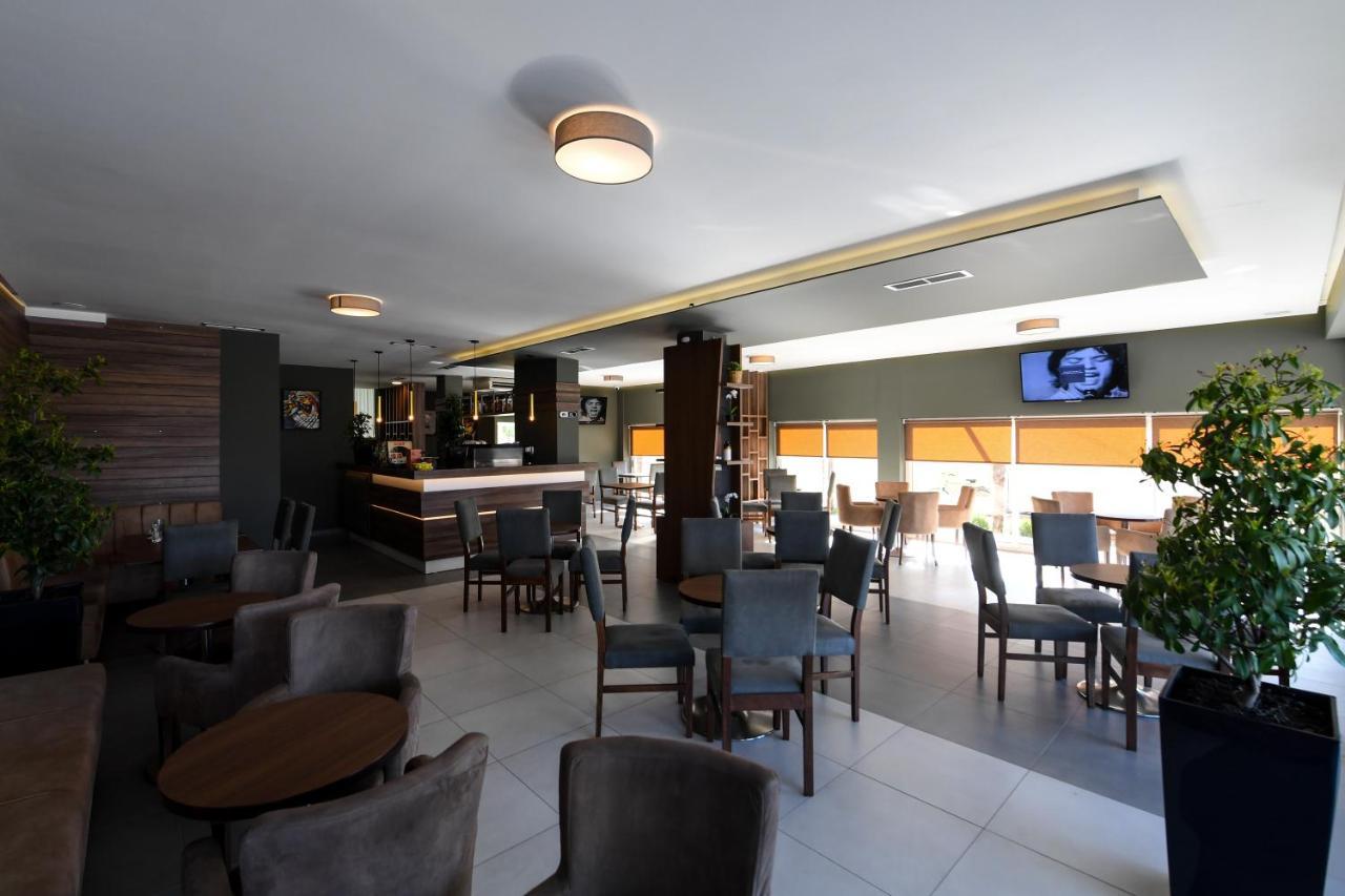 Santo Hotel Shkodër Dış mekan fotoğraf