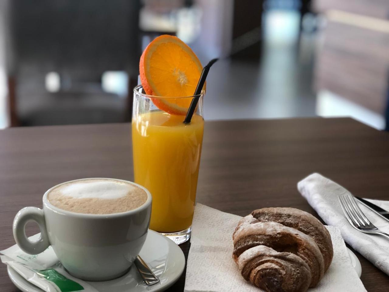 Santo Hotel Shkodër Dış mekan fotoğraf